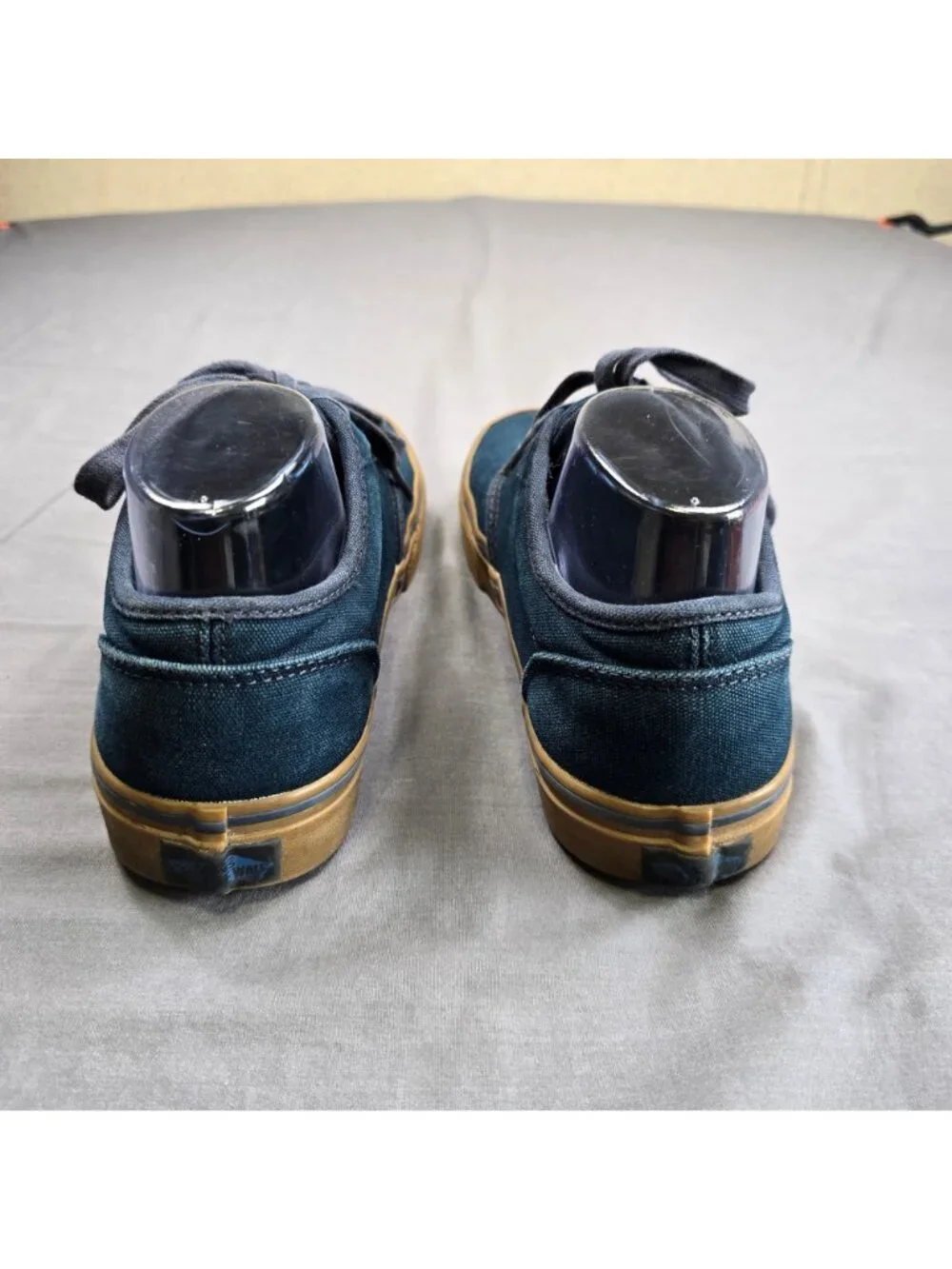 Vans 8.5 Mens Sneakers Navy Gum Low Top Lace Up Casual Canvas Shoes - Picture 8 of 10